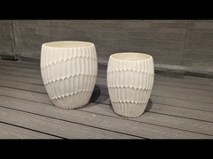 Plantación de arcilla reforzada con agujeros de drenaje y sistema incorporado