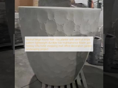 plantación de arcilla de fibra redonda beige neutral con patrón de rayas verticales ligero duradero de bajo mantenimiento florero de vacaciones Villa hotel centro comercial proyecto de jardín de jardinería