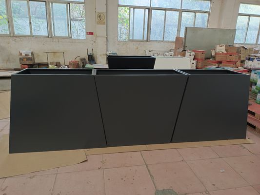 comprar Potes de plantación de metal geométricos resistentes a la intemperie en oro negro y plata online manufacture