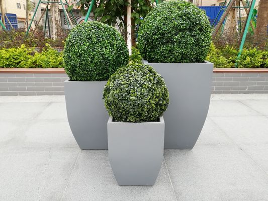 Plantera de arcilla de fibra asequible y elegante para soluciones de plantación económicas