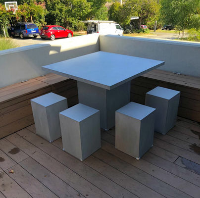 Logotipo de muebles de hormigón personalizados tablas de asientos bancos para patios y patios al aire libre