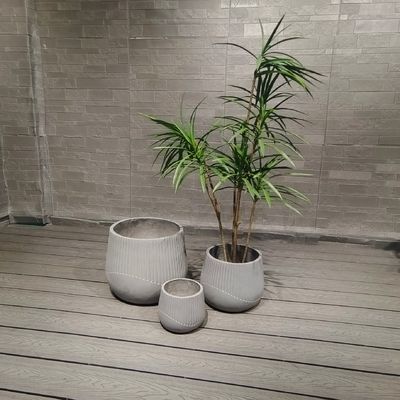 Planta de arcilla de fibra blanca duradera con agujeros de drenaje