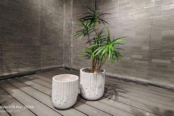 Plantador de fibra de arcilla duradero de 7-8 años para jardines interiores