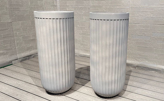 Tiempo de vida 5-6 Años Planta de fibra de arcilla personalizada al aire libre para una plantación duradera y elegante