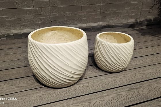 Planta de arcilla de fibra resistente al agua y al fuego Φ350*H240 con orificios de drenaje y Φ300*H210