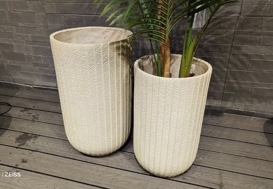 Color beige claro Arreglado verticalmente de rayas finas Texturas redondas de fibra de arcilla en el techo de jardines